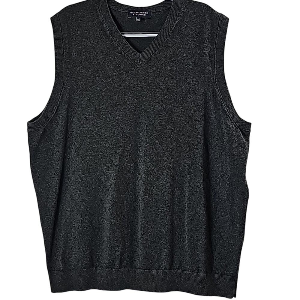 Mens Sz 2XL Gray V-Neck Sleeveless 100% Cotton Vest Preppy Roundtree & Yorke